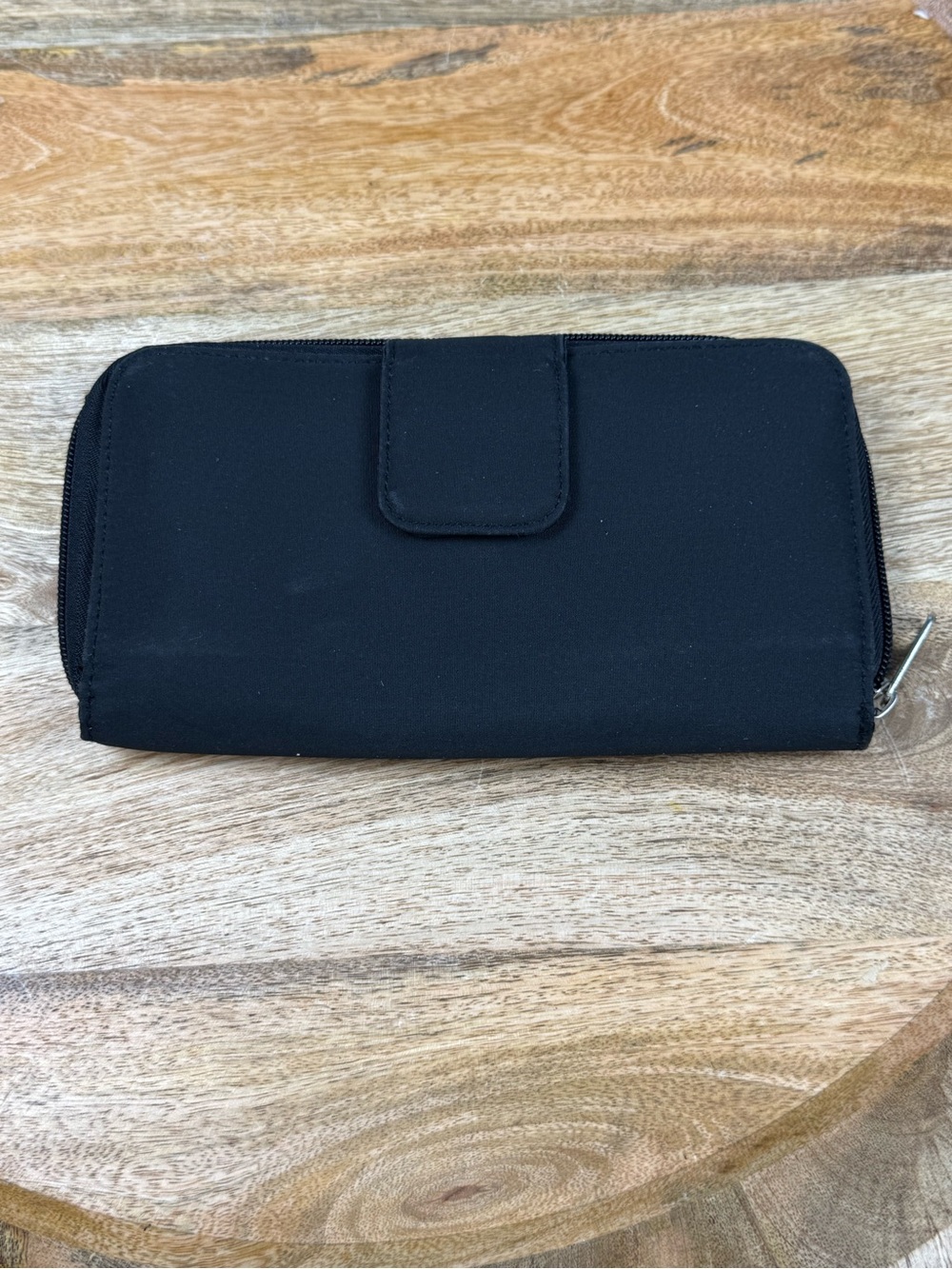 Kate Spade Black Nylon Zip Around Wallet Organizer Travel Clutch - Picture 3 of 7